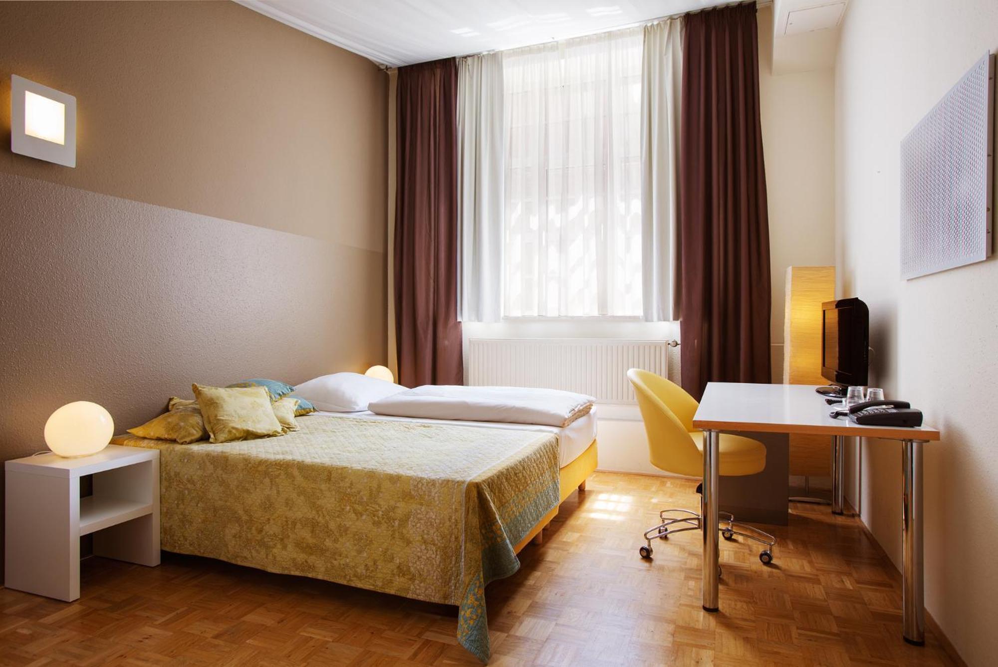 הנובר Gaesteresidenz Pelikanviertel מראה חיצוני תמונה
